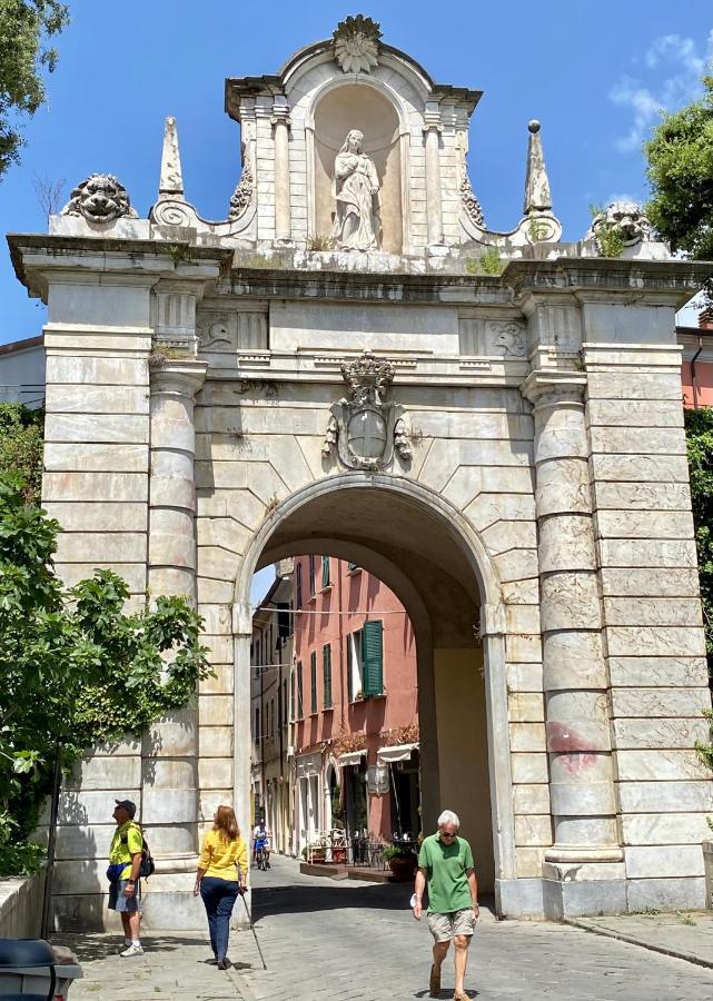 Villa Sogno In Cittadella Sarzana Exterior foto